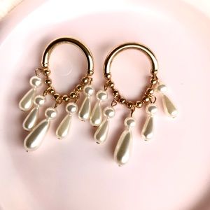 NEW Vintage Pearl Earrings with Golden Metal